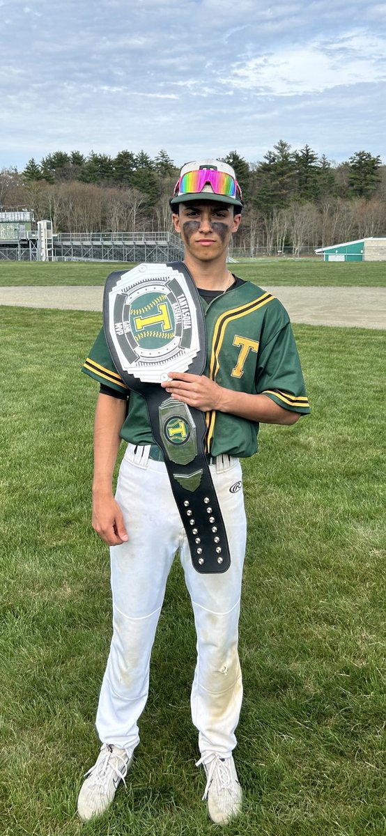 Warriors win!!! Tantasqua improves to 9-3 on the year with a 3-0 win over Leicester @Milesblake61 and @Jack_rapp24 combine for a one hitter on the hill Chase Fredette with the belt with a double and an RBI @tgsports @AD_TRHS