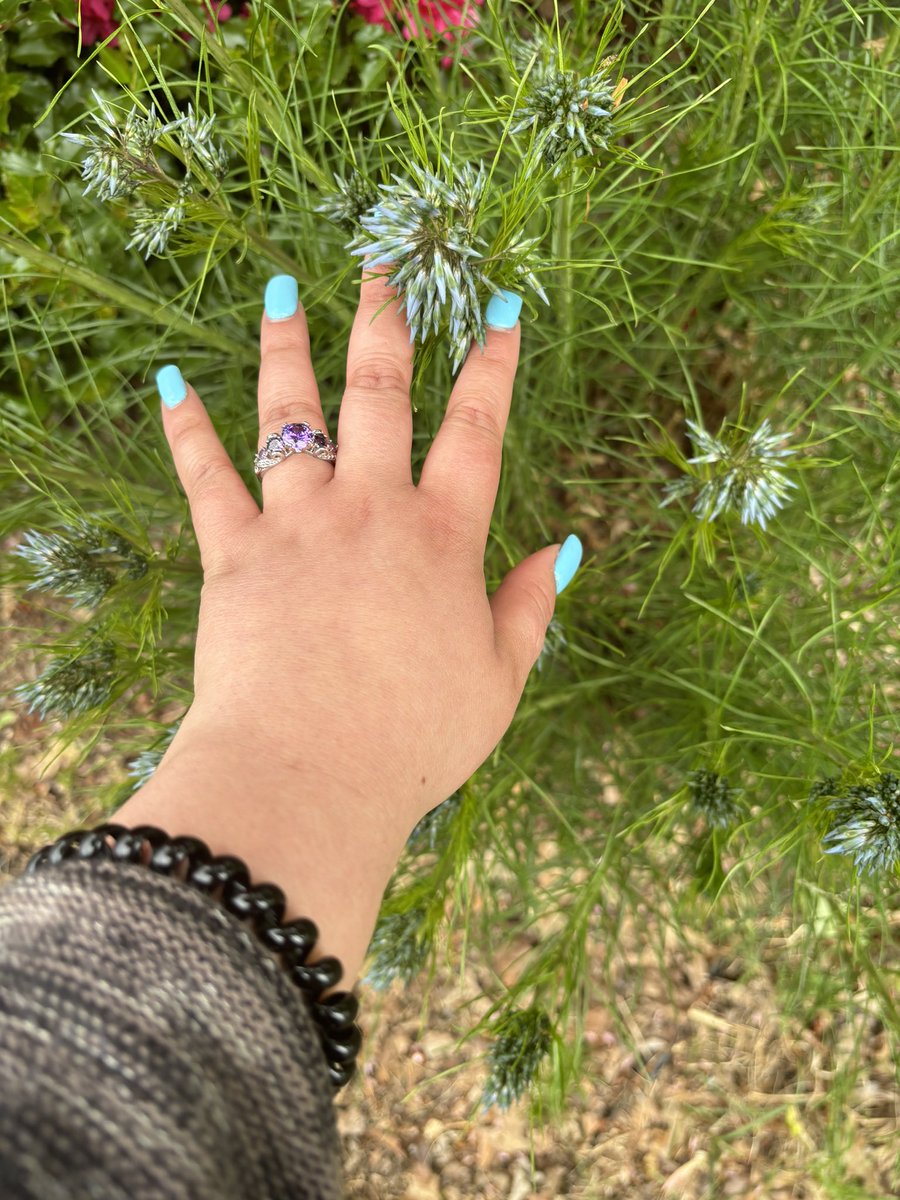 Love my new ring 💍 #purple #PlantsofSummer