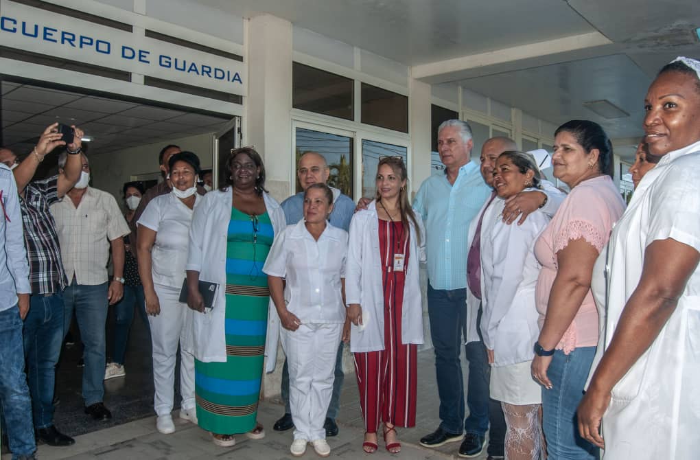 Los dirigentes partidistas han recorrido en cinco ocasiones municipios de Artemisa. Los líderes han tenido la oportunidad de interactuar con los habitantes y conocer de cerca sus necesidades y desafíos. #Cuba #Mariel Ver más: pcc.cu/en-el-mariel-p…