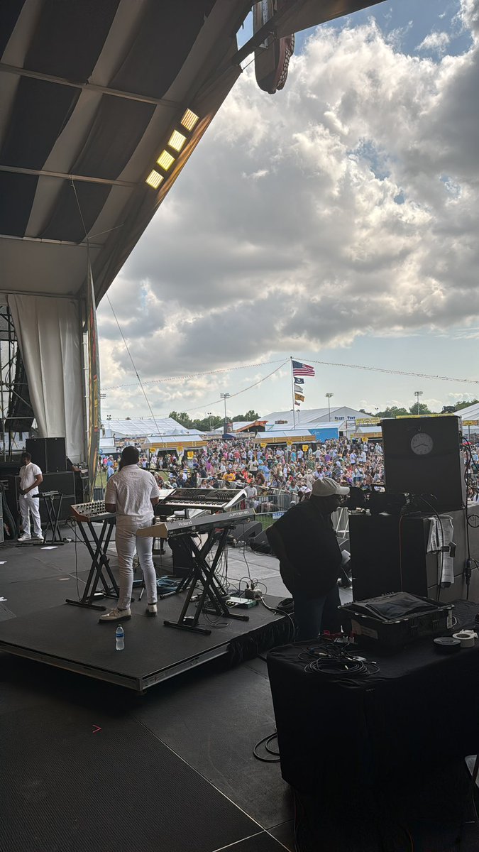 Backstage at the Congo Stage… #Jazzfest #bydhttmwfi