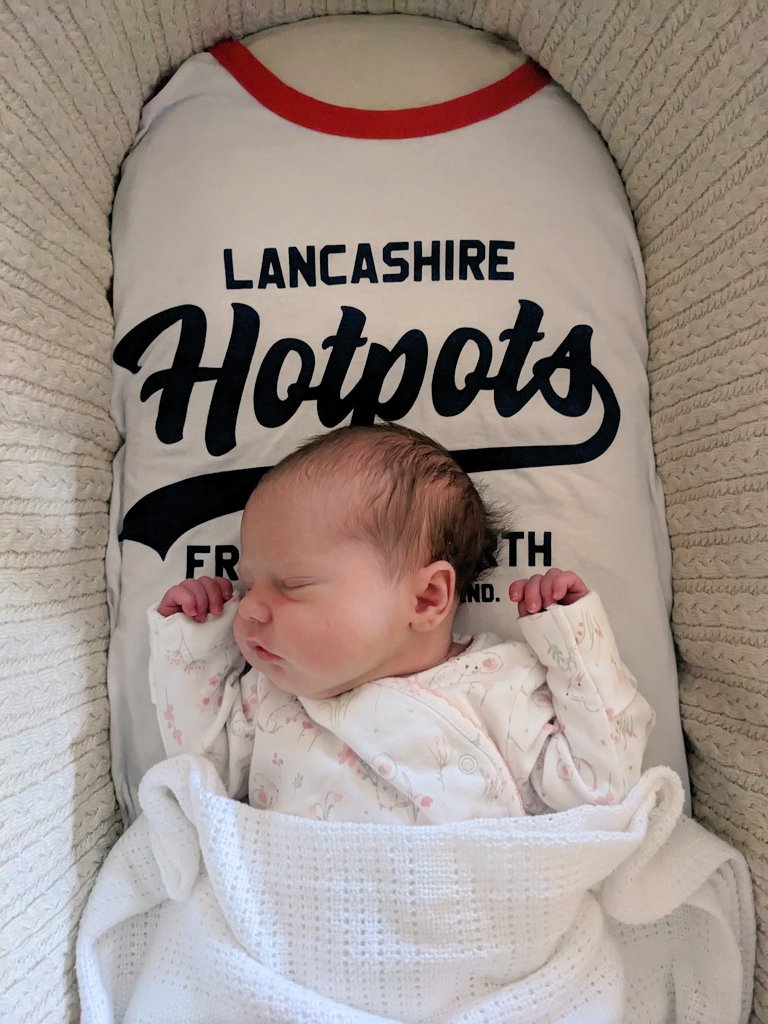 She's definitely a @thehotpots fan! We went to the fab concert in Manchester when she was cooking, watched the NYE concert and listen to them regularly. Could her first words be Bin Mon? #LamcashireHotPots #BinMon #HotPot #Lancashire #NewBorn #5DaysOld