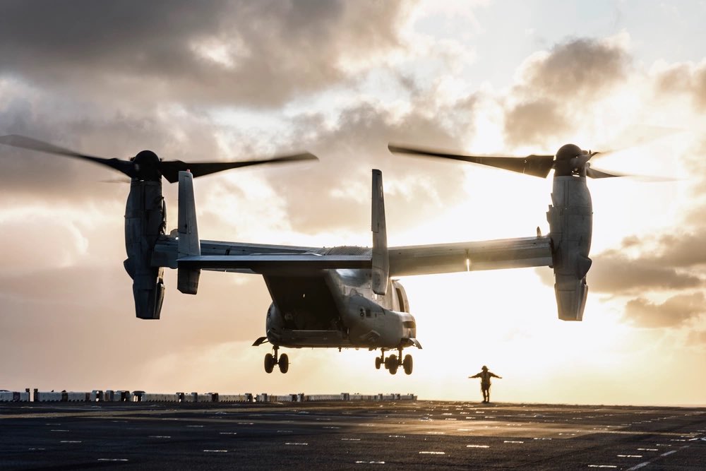 Early Bird 

U.S. #MarineCorps MV-22B Ospreys with VMM-165 (Rein.), @15thMEUOfficial, conduct deck landing qualifications aboard the amphibious assault ship USS Boxer (LHD 4) in the Pacific Ocean April 5, 2024.

#flymarines #aviation #usmc @1stMEF @PacificMarines @USMC