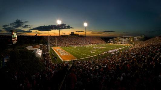 After talking it out with my family and Coach Bayer, I’m excited to announce my COMMITMENT to @BG_Football and my future as a Falcon student-athlete!! Thank you @CoachLoefflerBG @CoachBayer_ and @CHaaseBGSU for the opportunity and the hospitality!! #AyZiggy #ToTheMoon