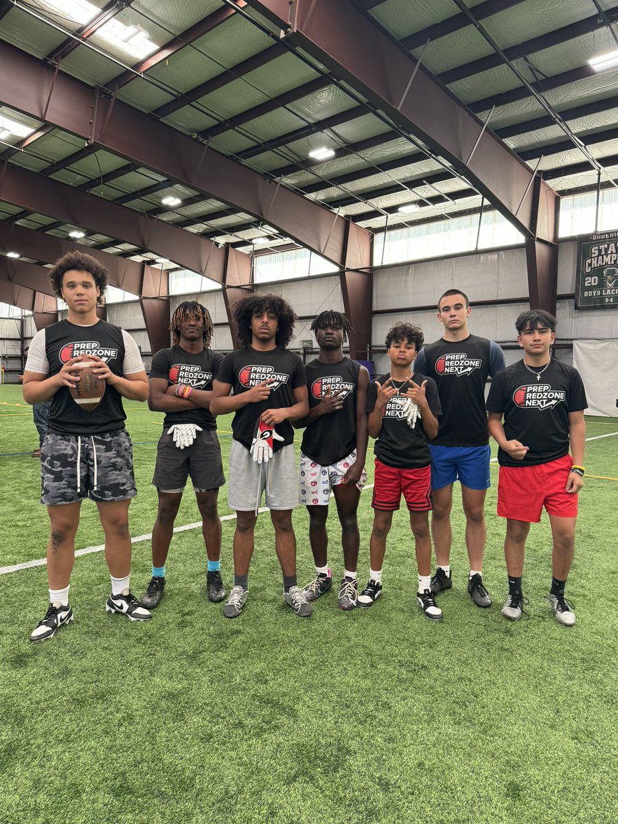 Team Full Gorilla (@teamfullgorilla) on Twitter photo Those <a href="/TeamFullGorilla/">Team Full Gorilla</a> boyz cleaned up <a href="/PrepZoneCO/">PrepzoneCO</a> Combine today 28’ QB <a href="/theolee931/">Theo Lee</a> earned MVP, 28’ WR <a href="/RomeBell_4/">Rome Bell</a> earned MVP, 28’ ATH <a href="/Ryland_Reinert/">Ryland Reinert</a> earned MVP, & all of them balled out🦍🏈💯 #ballers #ifyouballyoullgetthecall #skorillas #gorillawarfare #OAGAAG <a href="/Cantguardme_8/">Roger Garey</a> Those <a href="/TeamFullGorilla/">Team Full Gorilla</a> boyz cleaned up <a href="/PrepZoneCO/">PrepzoneCO</a> Combine today 28’ QB <a href="/theolee931/">Theo Lee</a> earned MVP, 28’ WR <a href="/RomeBell_4/">Rome Bell</a> earned MVP, 28’ ATH <a href="/Ryland_Reinert/">Ryland Reinert</a> earned MVP, & all of them balled out🦍🏈💯 #ballers #ifyouballyoullgetthecall #skorillas #gorillawarfare #OAGAAG <a href="/Cantguardme_8/">Roger Garey</a>