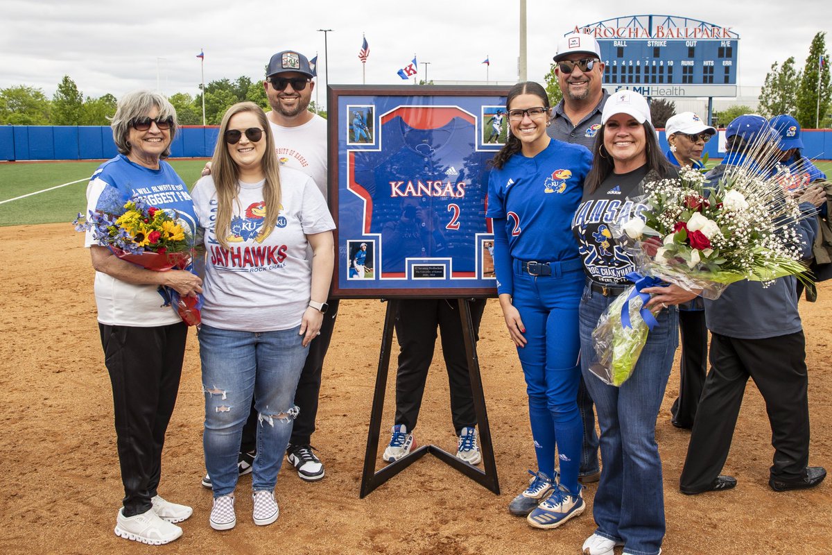 KUSoftball tweet picture