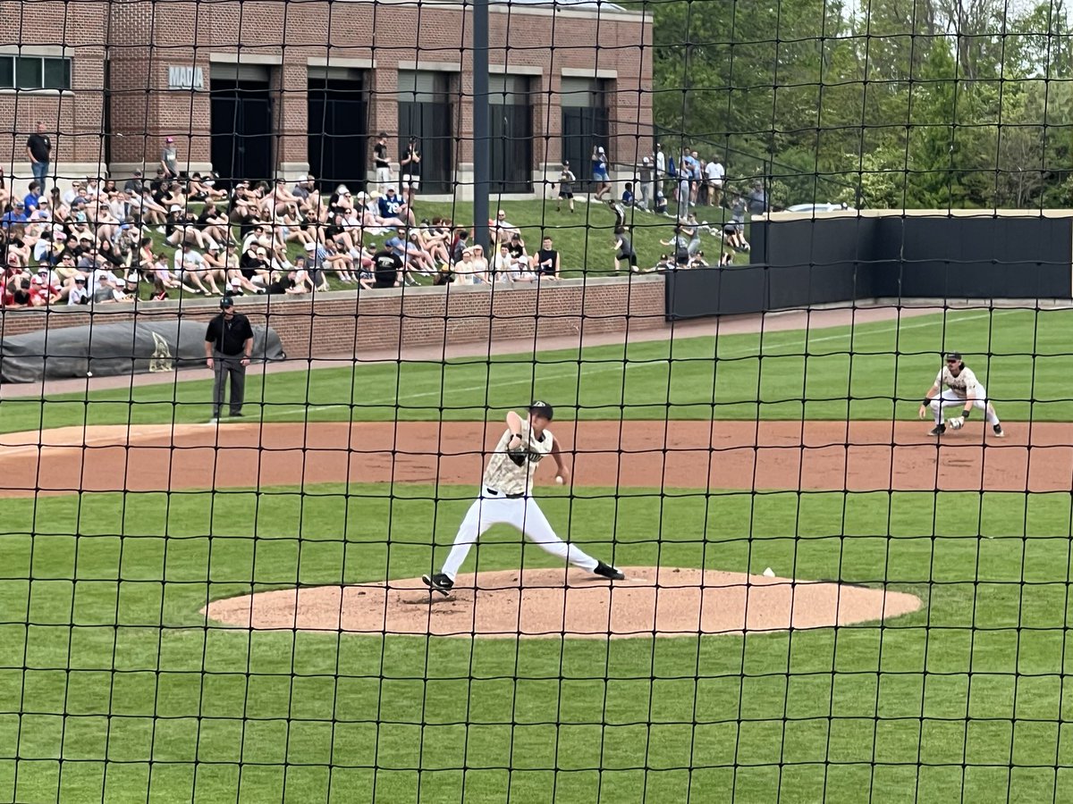 Perfect day for a baseball game at beautiful Alexander Field between Indiana vs Purdue! 🚂⚾️ #BoilerUp