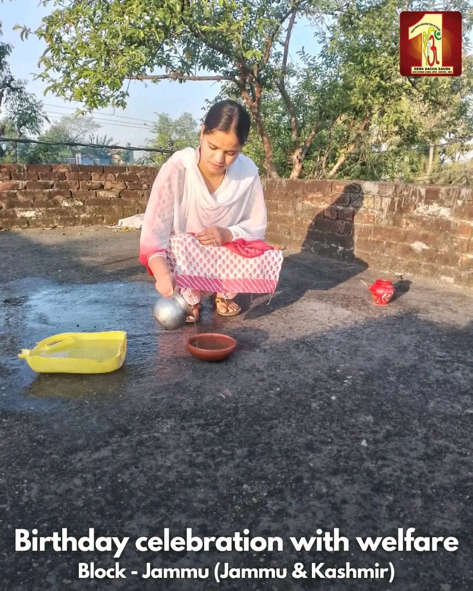 As humans we have certain responsibilities towards birds. To 'Save Birds', #BirdsNurturing campaign by Dera Sacha Sauda followers under the guidance of Saint Ram Rahim ji has placed water pots and bird feeders at various places like house rooftops, pillars and parks.