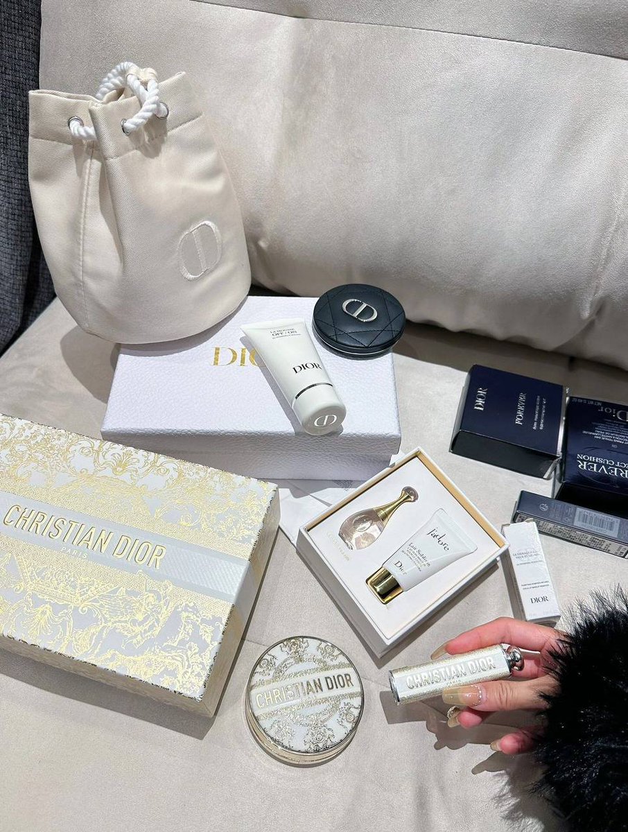 lost_elfb's tweet image. #cosmetic