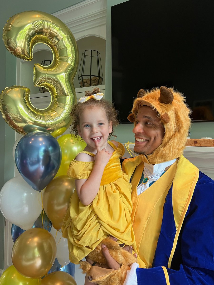 Coach Stephen Thomas tweet media