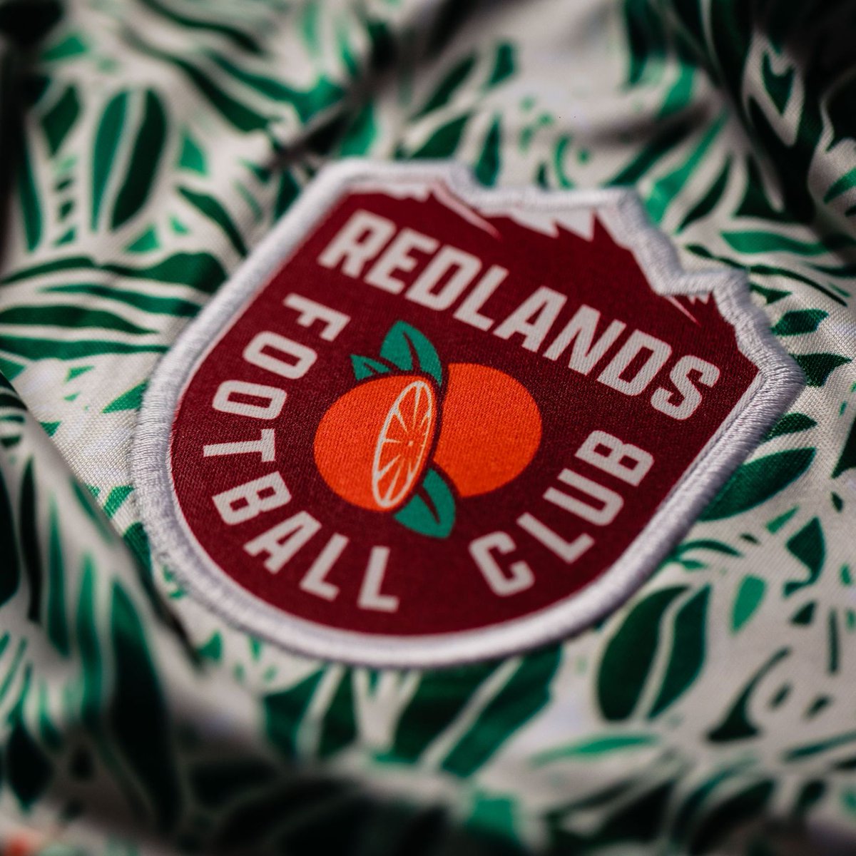 This is the new 2024 Third shirt for California-based USL League Two side Redlands Football Club.\

Read more: footballshirtculture.com/new-kits/redla…

#redlandsfc #hummelsport #footballshirts #soccerjersey #footballkit #newkits