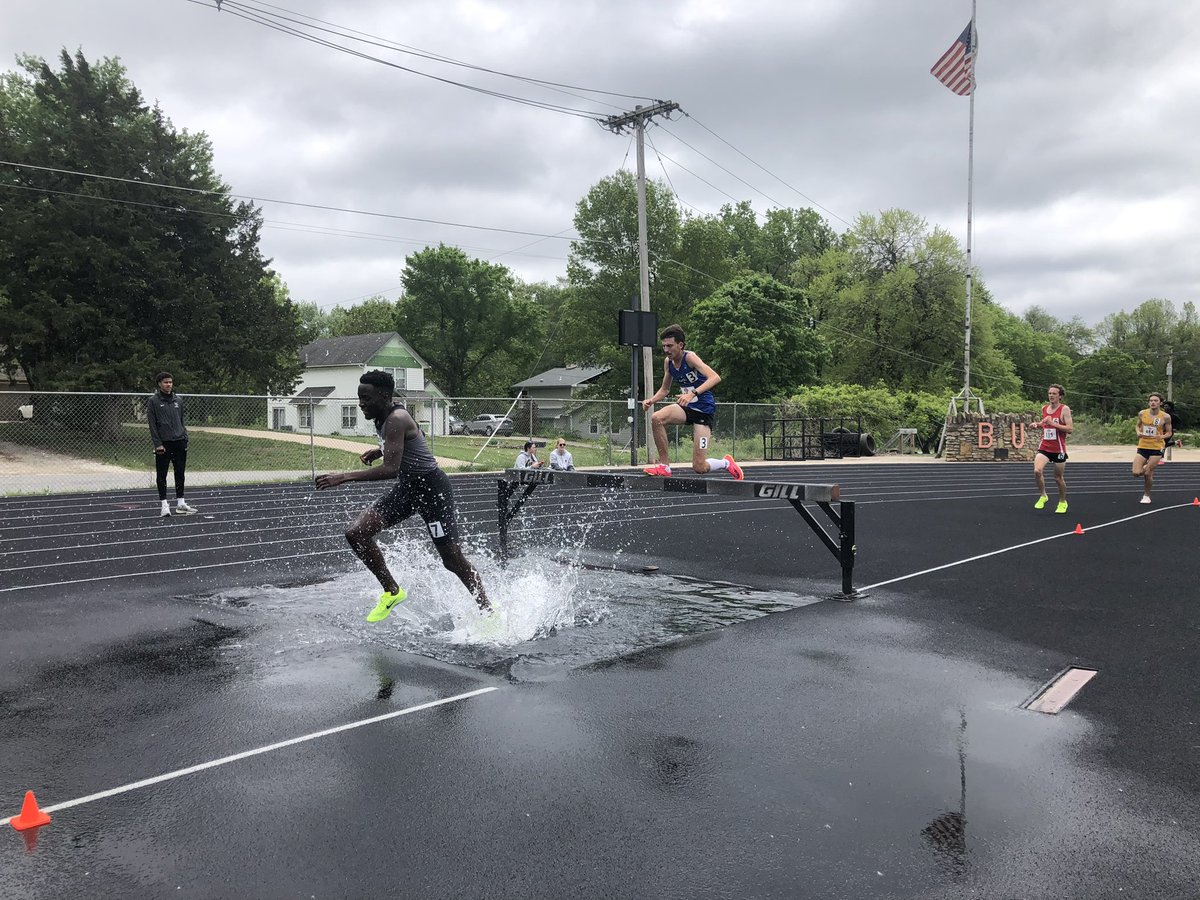 Logan Lucas picks up another All-Conference honor and places 6th in tightly contested field in the men’s 3,000m Steeplechase! 3 more points! 

#GoWild #CSContheHill #CSCWildcats