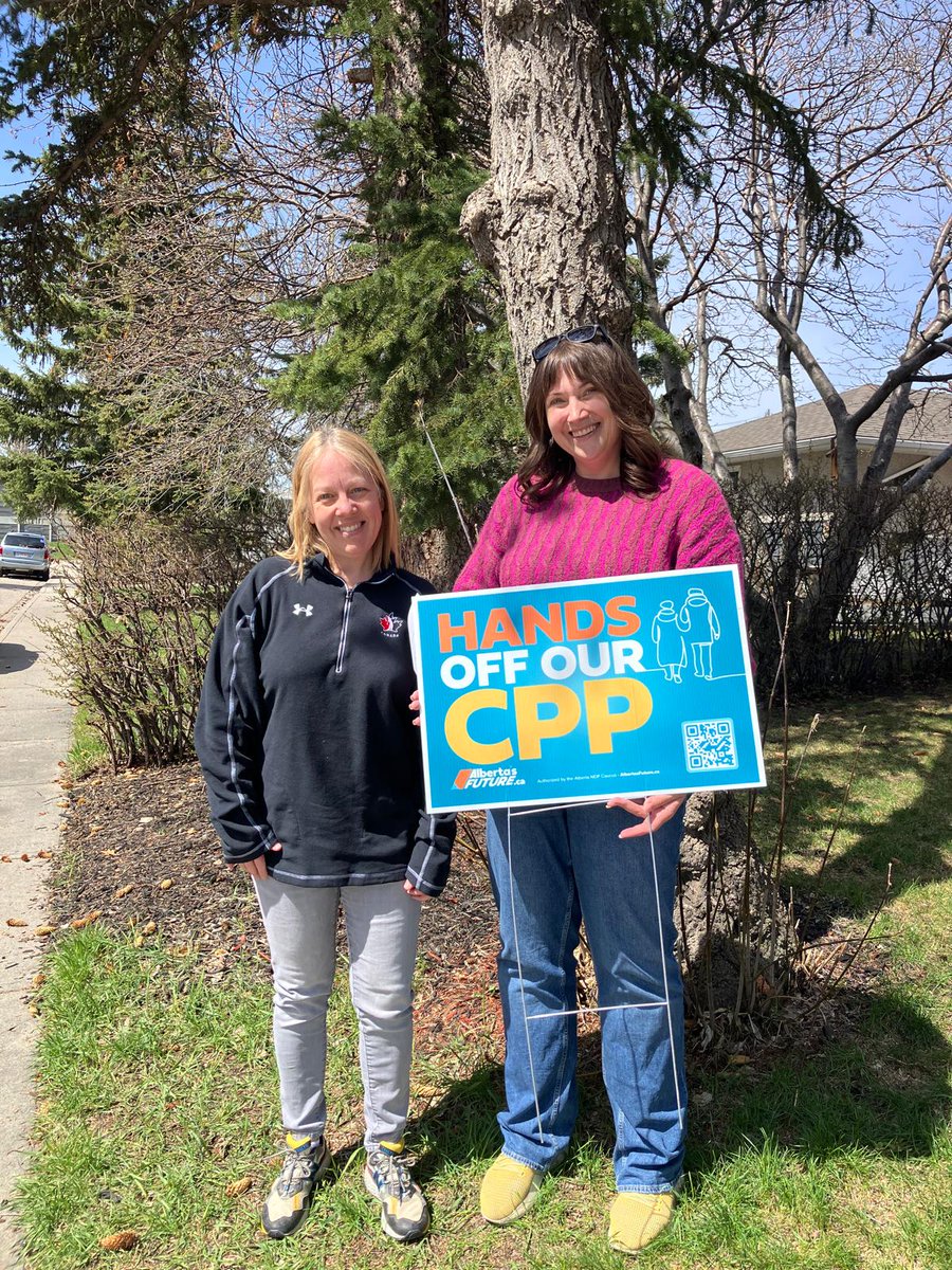 It was a perfect day to deliver #HandsOffOurCPP signs all over the #yycAcadia riding!
Want one? Link in bio!