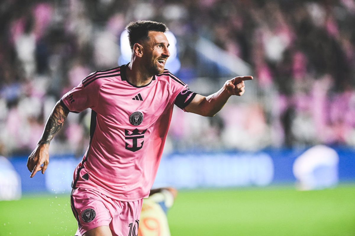 Lluvia de goles en casa ☂️💥

Goal Celebration x <a href="/CaptainMorganUS/">Captain Morgan</a>