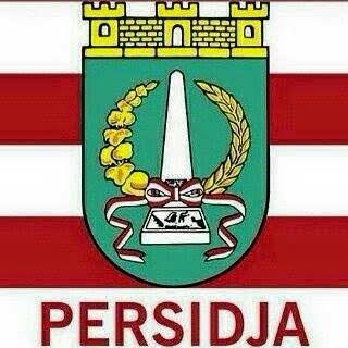 Ga juga.

Sebelum jadi Persija, klub yang bermarkas di Sawangan Jawa Barat ini dulu bernama Voetballbond Indonesia Jacatra sebelum berubah jadi Persidja di tahun 1950.

Rebranding itu biasa dalam dunia sepakbola, bahkan di Eropa.