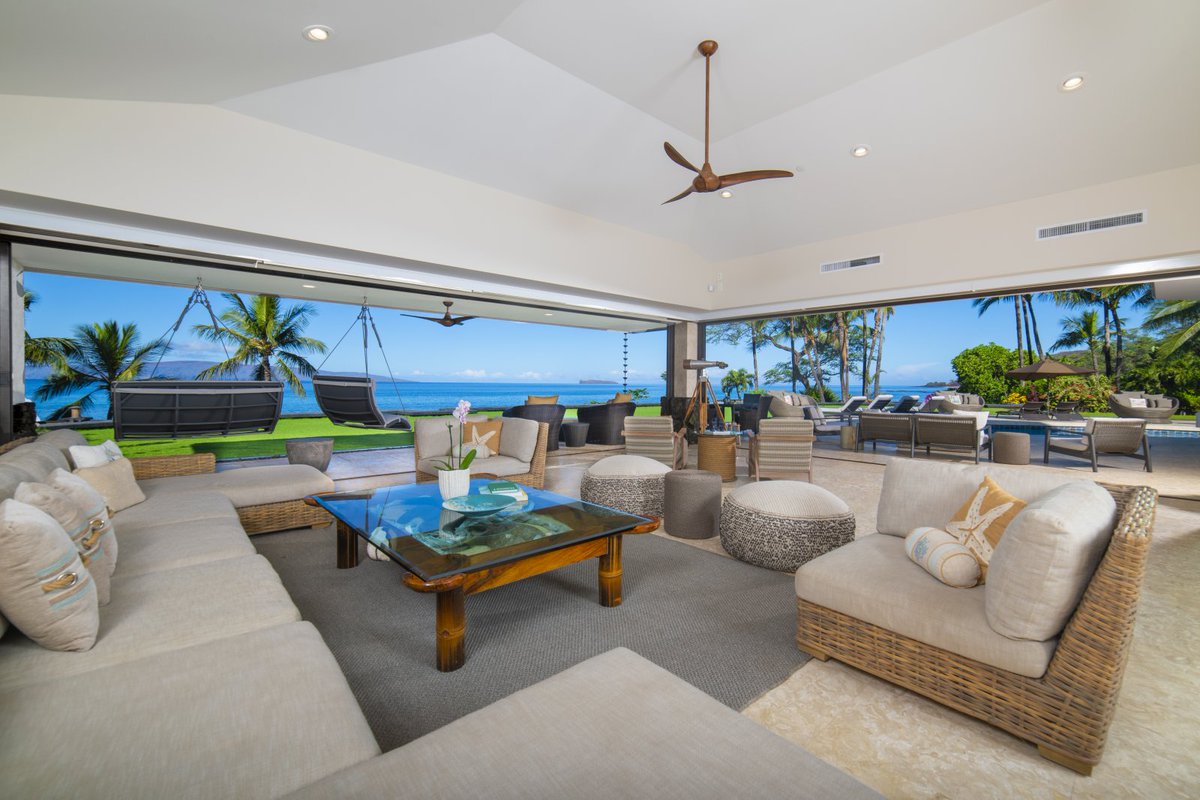 🏝️ Looking for a vacation spot where the beach is just steps away and the fun never ends? 🌴 Say aloha to Makena Kai Vacation Rental in #Maui! 

exoticestates.com/hawaii-vacatio…

#maui #mauivillas #makenakai #villarentals #luxuryvillarentals #villavacationrentals #vacationrentals