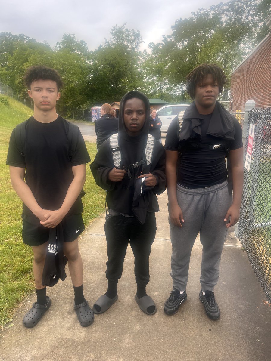 Nitro Wildcats Football (@recruitnitrohs) on Twitter photo <a href="/PorterTakye/">Takye โTKโ Porter๐ซ</a> & โFoxyโ pictured with their friend had a great day at the <a href="/CoalfieldsCo/">Coalfields & Co.</a> showcase being 2 of the less than 10 freshman there, they both experienced great success in their 1v1s and said they learned multiple things today. Future is bright!
#NewNitro <a href="/PorterTakye/">Takye โTKโ Porter๐ซ</a> & โFoxyโ pictured with their friend had a great day at the <a href="/CoalfieldsCo/">Coalfields & Co.</a> showcase being 2 of the less than 10 freshman there, they both experienced great success in their 1v1s and said they learned multiple things today. Future is bright!
#NewNitro