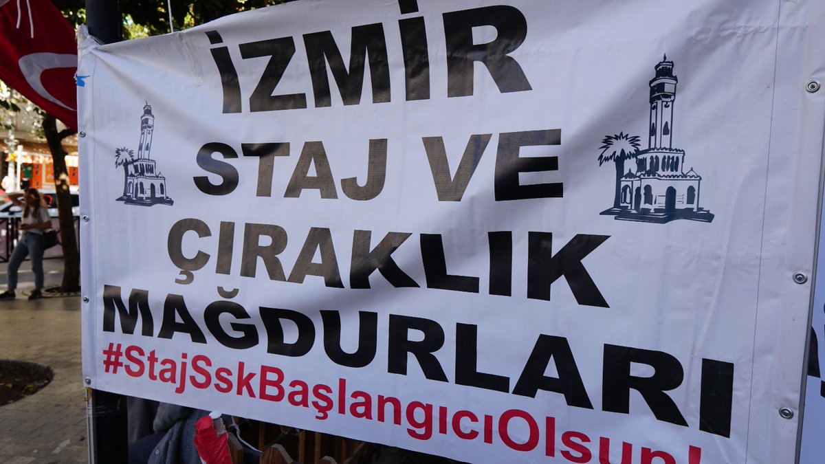 Avrupa Ülkelerinde
 🇨🇭 🇳🇱 🇧🇪 🇫🇷 🇩🇪 🇳🇴 🇸🇪 
ÇIRAK,STAJYER İŞE Başladığı 
ilk anda sigortası yapılırken,
🇹🇷Türkiye’de🇹🇷
Stajyer&Çırakların🙋‍♂️⚒️
Değerini Bulmasını,
Hakkının iadesini İSTİYORUZ‼️
@rprefahpartisi
@zaferpartisi
@herkesicinCHP 
@iyiparti
 
#StajÇıraklıkSgkBaşlangıcıOlsun