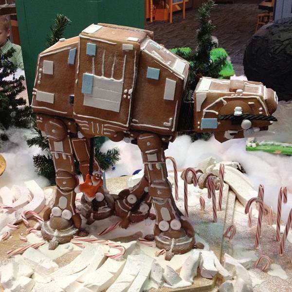 Gingerbread AT-AT created by Blackmarket Bakery. #StarWarsDay #May4thBeWithYou #GhastlyGastronomy