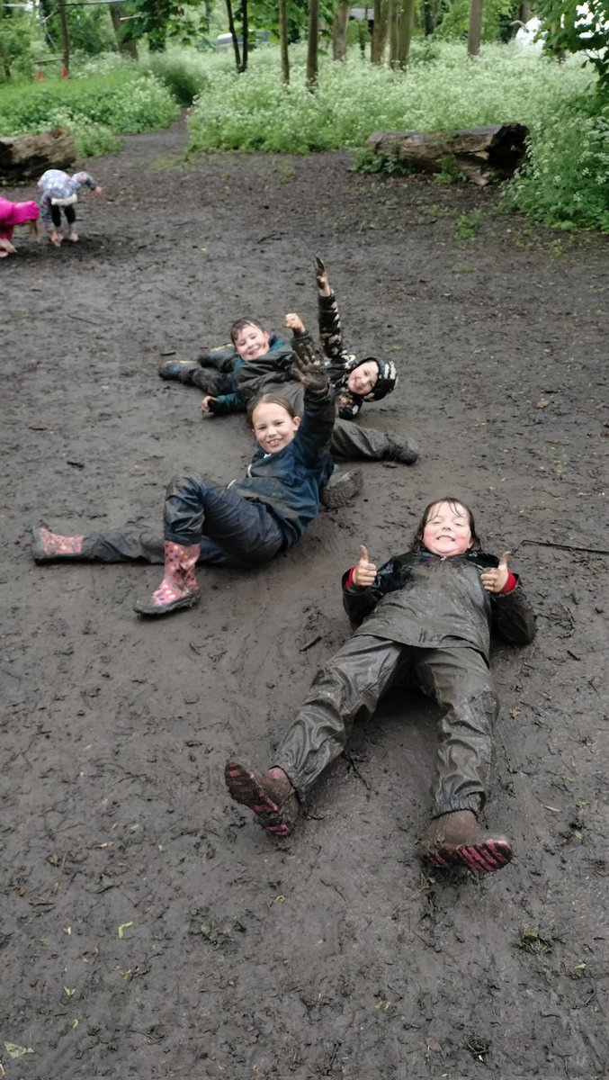 Another adventure into the Woods for C3. The children reinforced their science and geography learning by finding human and seasonal changes in the environment. We loved just exploring outdoors together and also....MUD! #outside @Psqm_HQ
