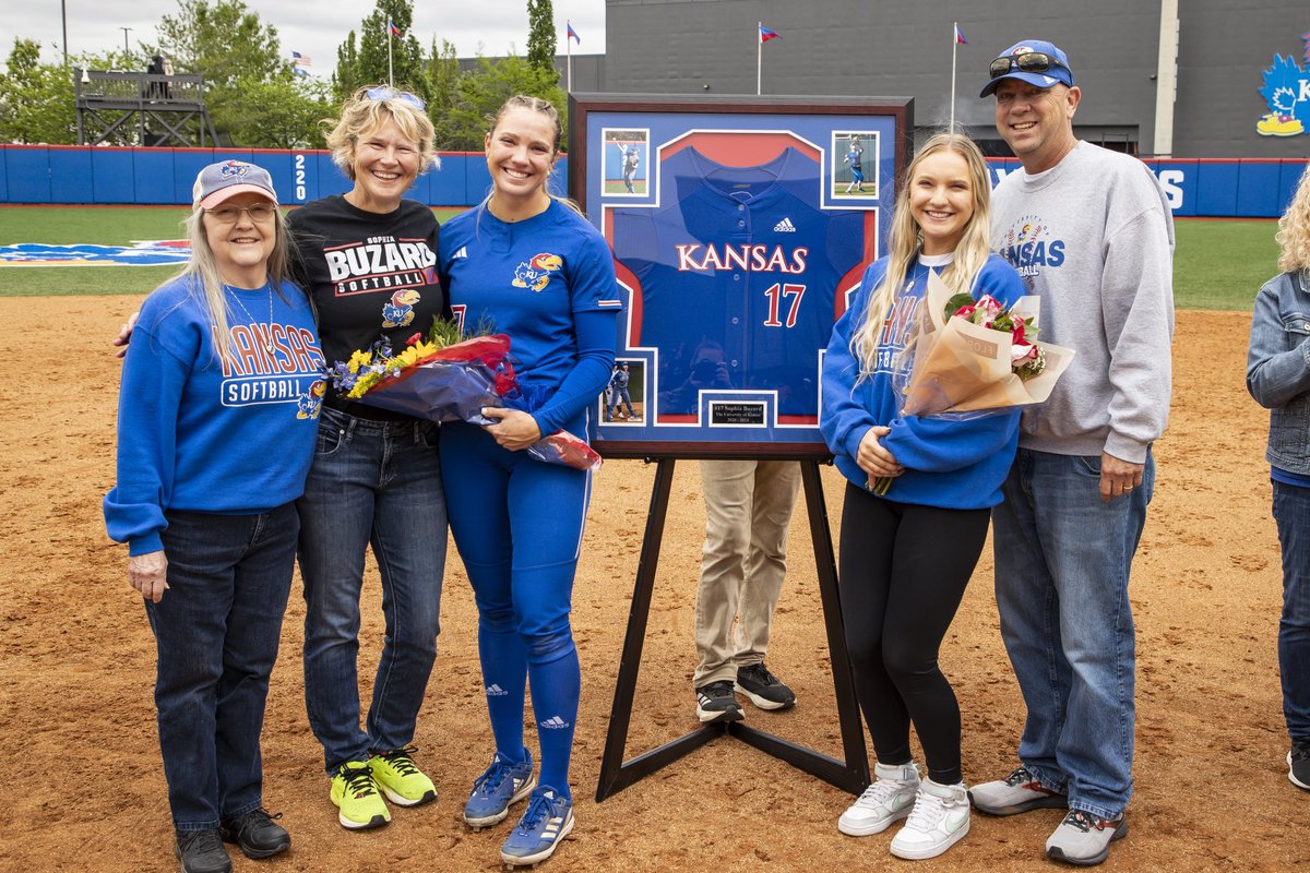 KUSoftball tweet picture