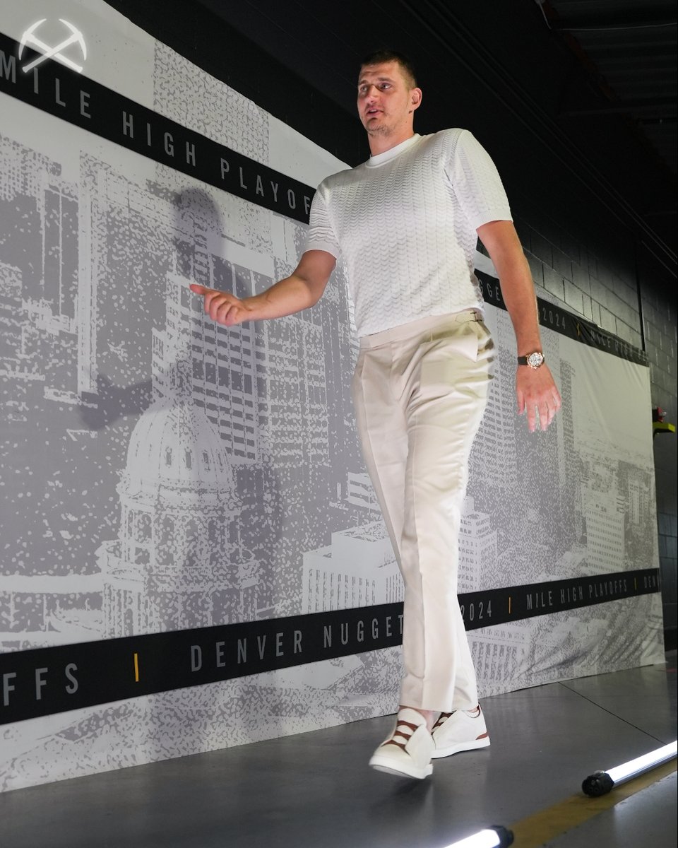 Aprovado o outfit do Nikola Jokic?