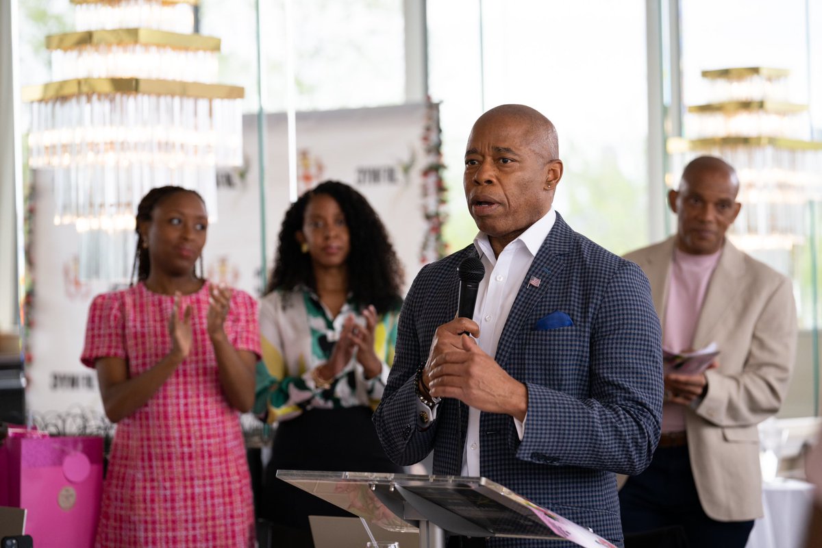 The Jamaica Independence Foundation uplifts women across New York City and Jamaica. Proud to work with them to build a future where our young women of color are free to live out our dreams. Thank you to this group for leading the way.