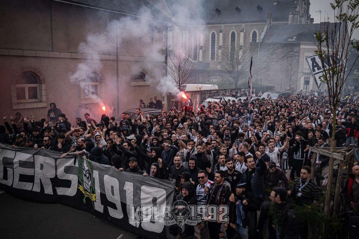 MOBILISATION GÉNÉRALE ! 

#TousÀAnnecy ! 🖤🤍