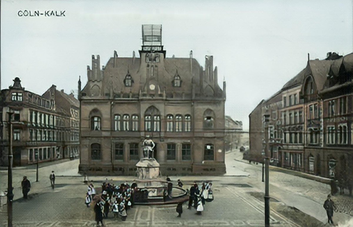 Köln-Kalk / “Kalker Hauptstrasse” üzerindeki dekoratif çeşmeli eski “postane”, 1910 civarı