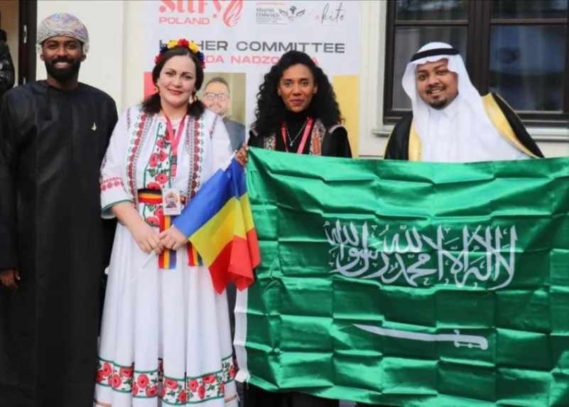 جائزة بولندية للمسرحية السعودية «امرأة في ورطة» al-madina.com/article/885770 #السعودية #بولندا