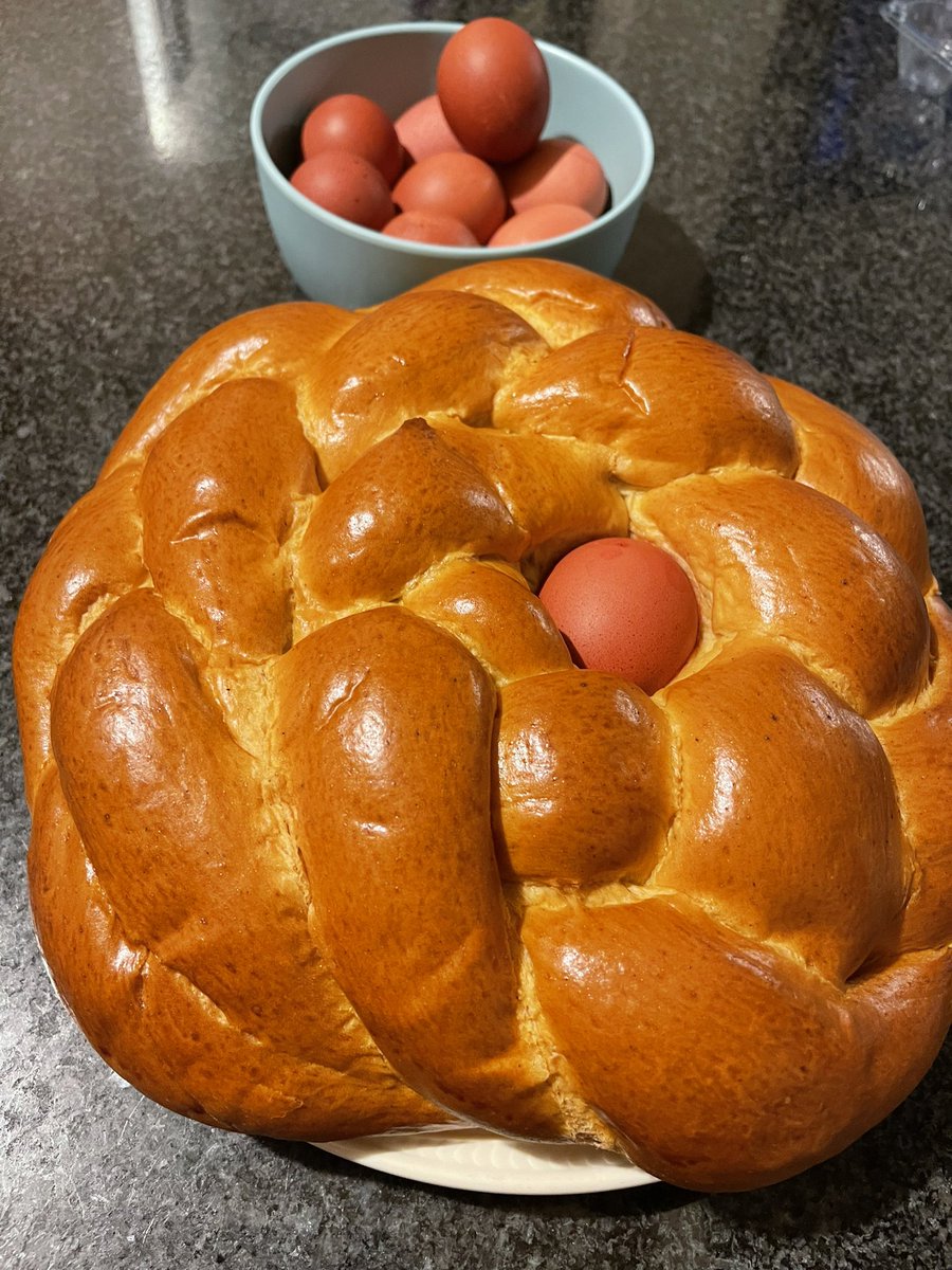 AnastasiaSMihai's tweet photo. Χριστος Ανεστη to all 🇬🇷 friends & Happy Easter to all celebrating Orthodox Easter this weekend 🙏♥️
Happy #NameDay to all #Anastasia #Anastasios #Anastasis 👐🏻
The most significant time in the Orthodox calendar 🙏
May you have health for your family & happiness. Missing our father & mother for red egg duel & more ❤️🩹