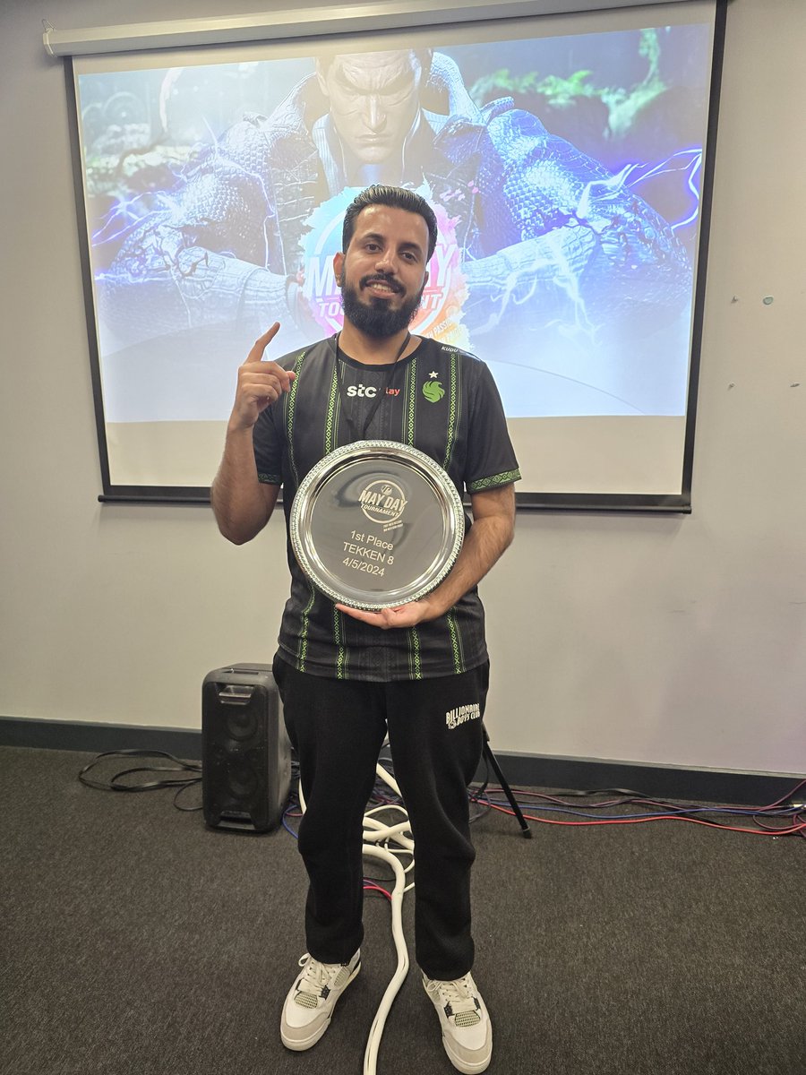 Alhamdulillah, I won the May Day tournament today which was a Dojo 96! 🇬🇧 I have been trying out different playstyles in tournaments to see what suits me best. Let's keep grinding ☝🏼 @FalconsEsport #FalconsAreHere