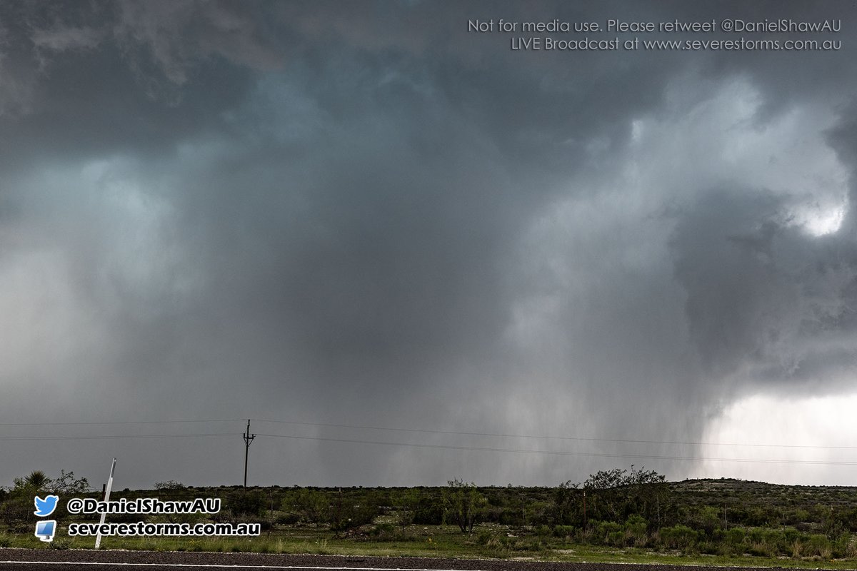 Large tornado present in the rain and hail core SE of Fort Stockton, Texas. Captured 15 mins ago. Watch live as Patreon Supporter via: severestorms.com.au @NWSMidland #txwx