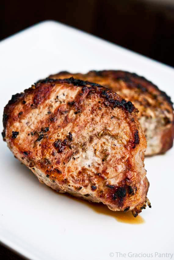 Grilled #Pork Chops Recipe @graciouspantry thegraciouspantry.com/grilled-pork-c… #NoAddedDairy #NoAddedGluten #PaleoRecipes #SugarFreeRecipes #LowCarb