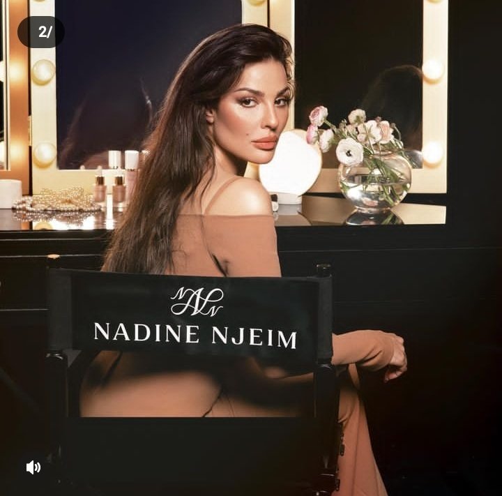 من ذاق عوض الله ، هان عليه خذلان الناس .'🧡🤎
@nadinenjeim #cleanbeauty #vegan #cruetlyfree #nadinenjeimbeauty #NNNbeauty #nadinenassibnjeim #findyourlight #unveilyourbeauty