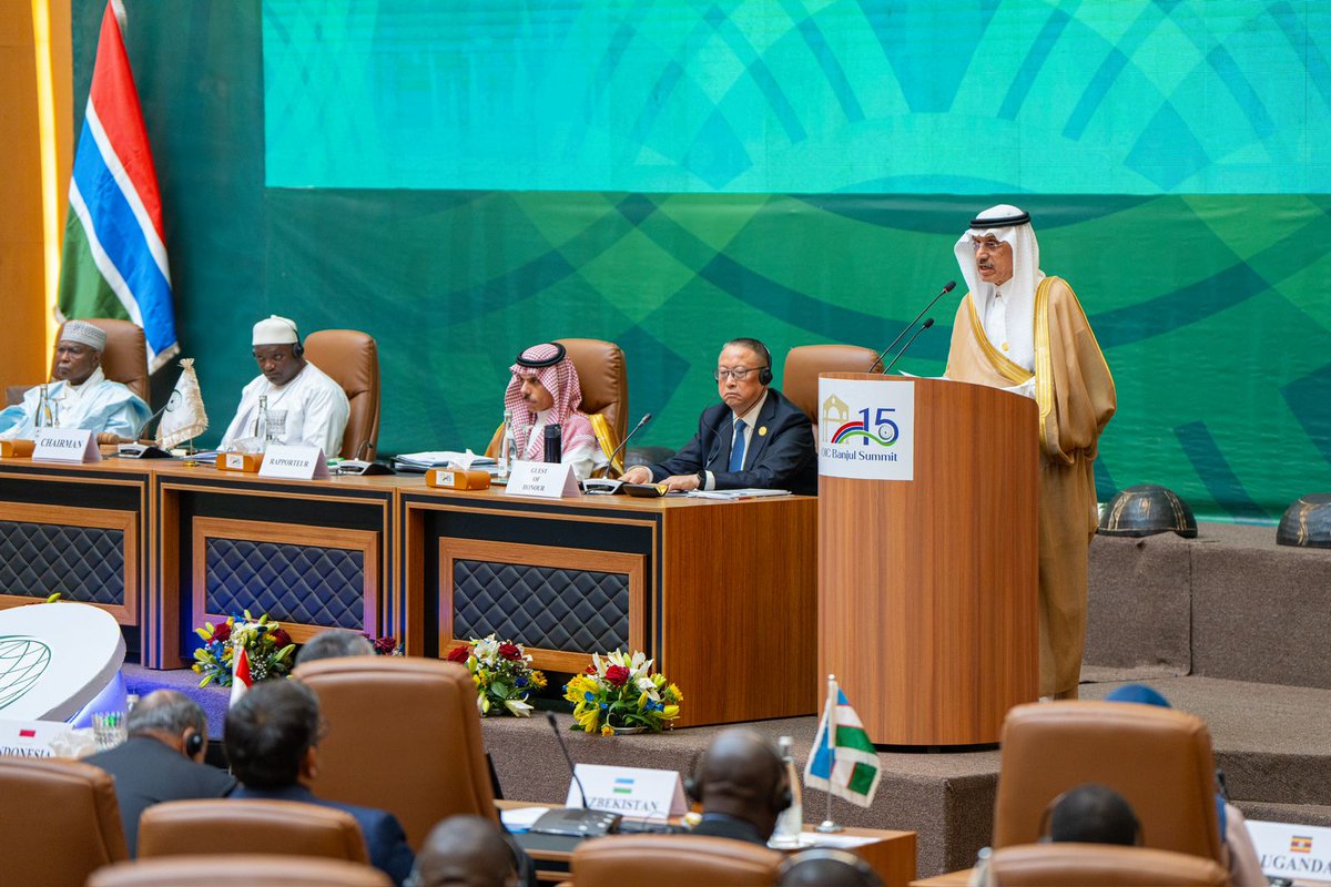 At the opening of the 15th OIC Islamic Summit in #Banjul, H.E. Dr. Muhammad Al Jasser, Chairman of #IsDB Group, delivered his remarks by praising the warm hospitality of President Adama Barrow and the people of The Gambia for hosting #OICSummit2024. He expressed immense gratitude…
