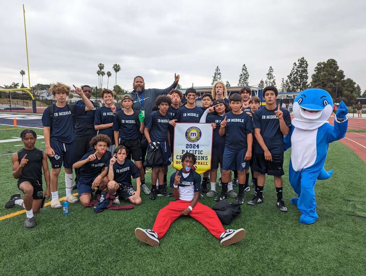 Congratulations to our #IBMiddle Flag Football team! They capped off their undefeated season with a championship win! 🐬💙🩵🤍@Doctora_Vargas @SBUSD_NEWS @Supt_SBUSD