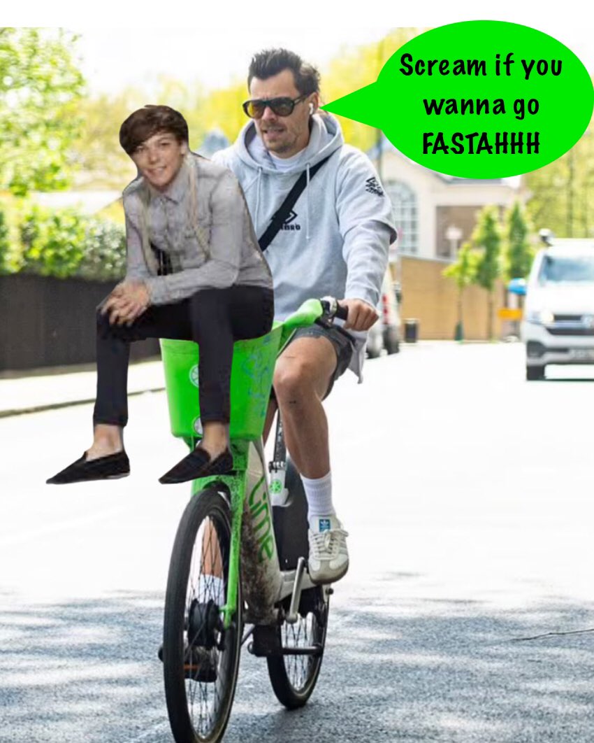 larrytsjwaffle's tweet photo. They’re both gonna block me https://t.co/Qt2qPTSR64