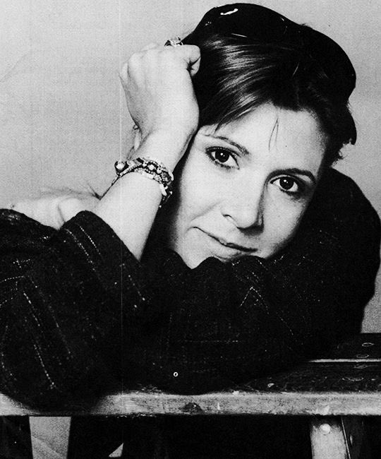 ❤️❤️❤️ #carriefisher 

May the 4th be with you.