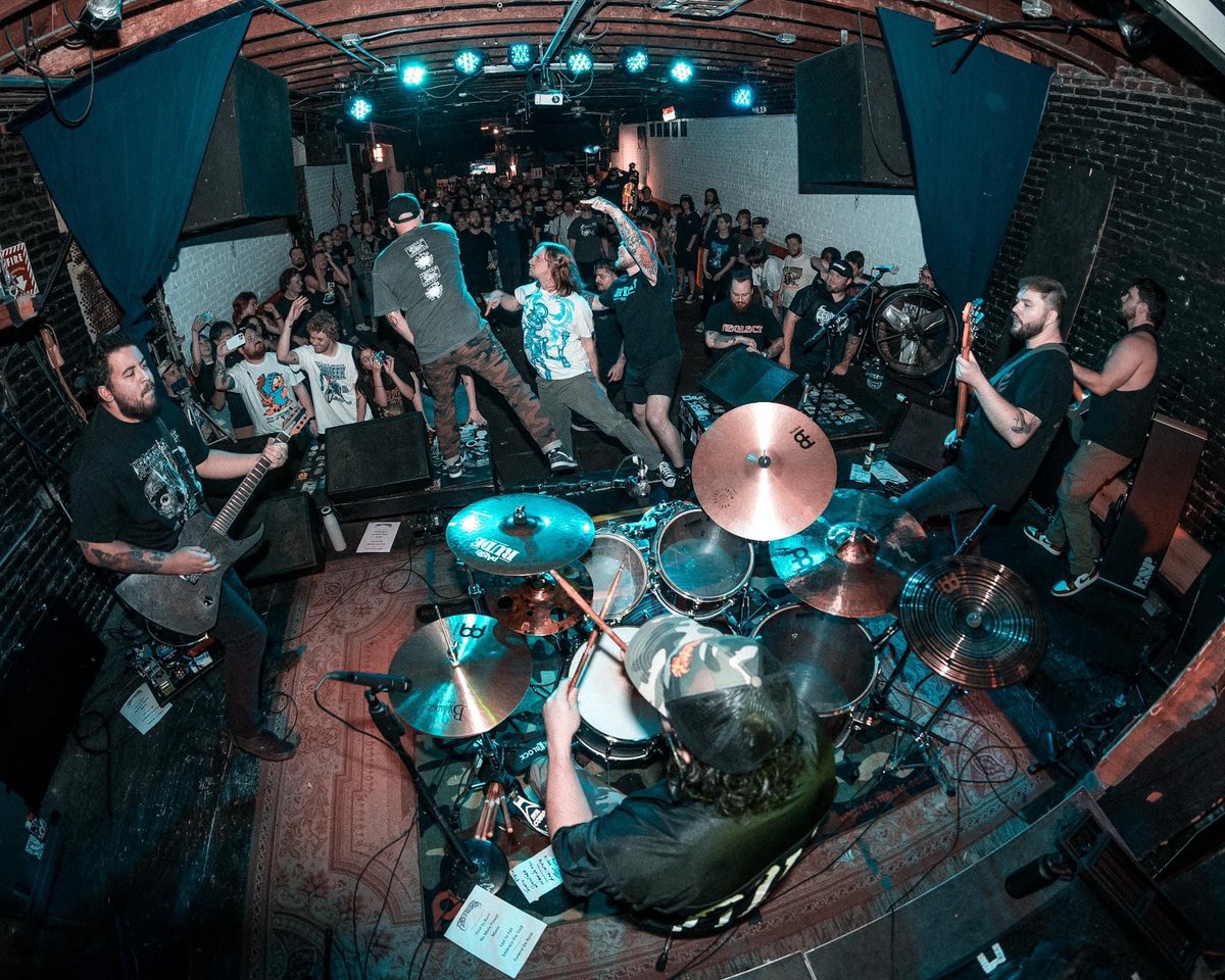 TERMINAL NATION (@terminalnation) on Twitter photo A few of us in TN play in another band <a href="/FirstToBurnHC/">First To Burn</a> - first gig was last night and it was an awesome one.
Check it out if you haven’t already.
firsttoburn.bandcamp.com/album/last-to-…
📸: <a href="/NORESTJACOB/">Jacob Murry</a> A few of us in TN play in another band <a href="/FirstToBurnHC/">First To Burn</a> - first gig was last night and it was an awesome one.
Check it out if you haven’t already.
firsttoburn.bandcamp.com/album/last-to-…
📸: <a href="/NORESTJACOB/">Jacob Murry</a>