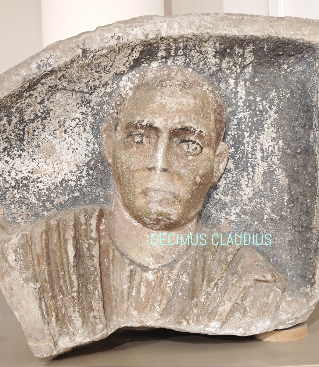 A Roman relief of a man made out of marble that still has some of the original paint. This is on display in the Bursa Archaeological Museum in Bursa, Turkey which I visited today.

#bursa #ancientrome #archaeology #history #portrait #turkey #ancient #türkiye #arkeoloji