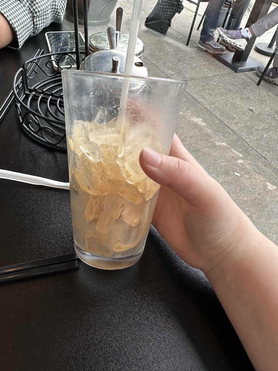 restaurants in la will charge like 6 dollar for a drink and it's 90% ice and like 5 sips