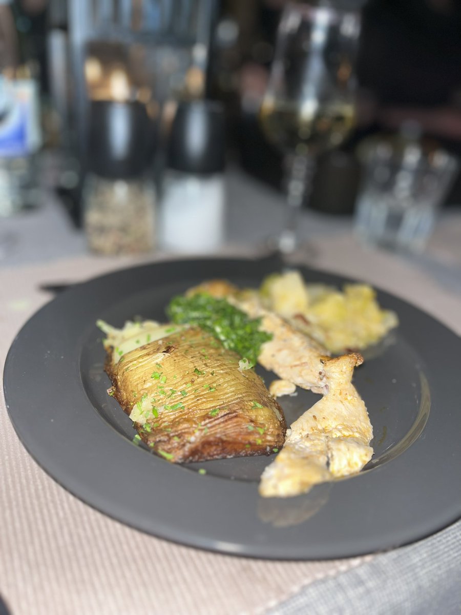 What a warm welcome to <a href="/CasaRatiu/">Casa Oaspeti Ratiu</a>, Turda from our <a href="/UlsterBizSchool/">Ulster University Business School</a> #UUBSHTEM students. They had spent the morning at the local market and cooked up a beautiful 3-course meal tonight using ingredients sourced from the local market. #RegenerativeHospitality