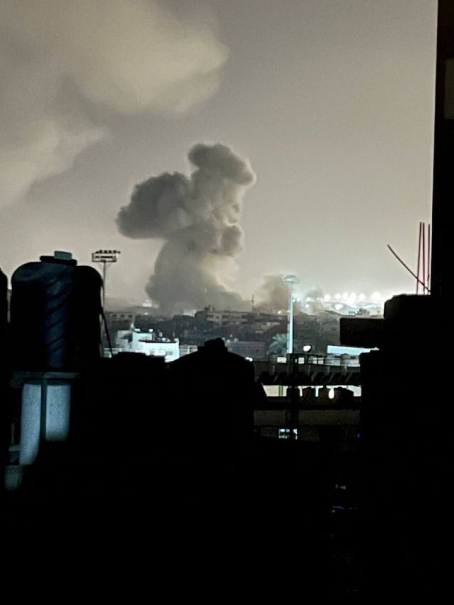 You can be sure that when ceasefire talks are happening that Israel 🇮🇱 will increase the atrocities. This is Rafah 🇵🇸 moments ago. Israel 🇮🇱 told Palestinians 🇵🇸 Rafah was a safe place. Now they indiscriminately bomb the innocent. It is, and always has been, a genocide.