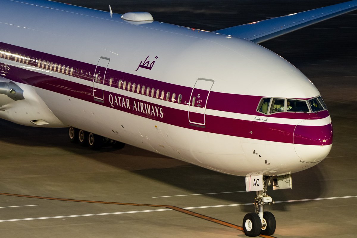 2024/5/4
NRT/RJAA
Qatar Airways
Boeing 777-3DZ(ER)  A7-BAC

漸くレトロが撮れました
ずっと撮りたかった塗装だったので撮れてよかったです
