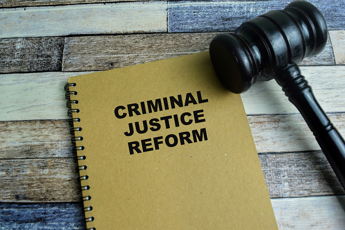 Criminal Justice Reform starts with YOU: 𝟒𝟑 states elect Attorney Generals 𝟒𝟕 states elect District Attorneys Many states elect Judges & Sheriffs as well Know where these candidates stand on the issues that matter to you Go to BlueVoterGuide.org to find out more