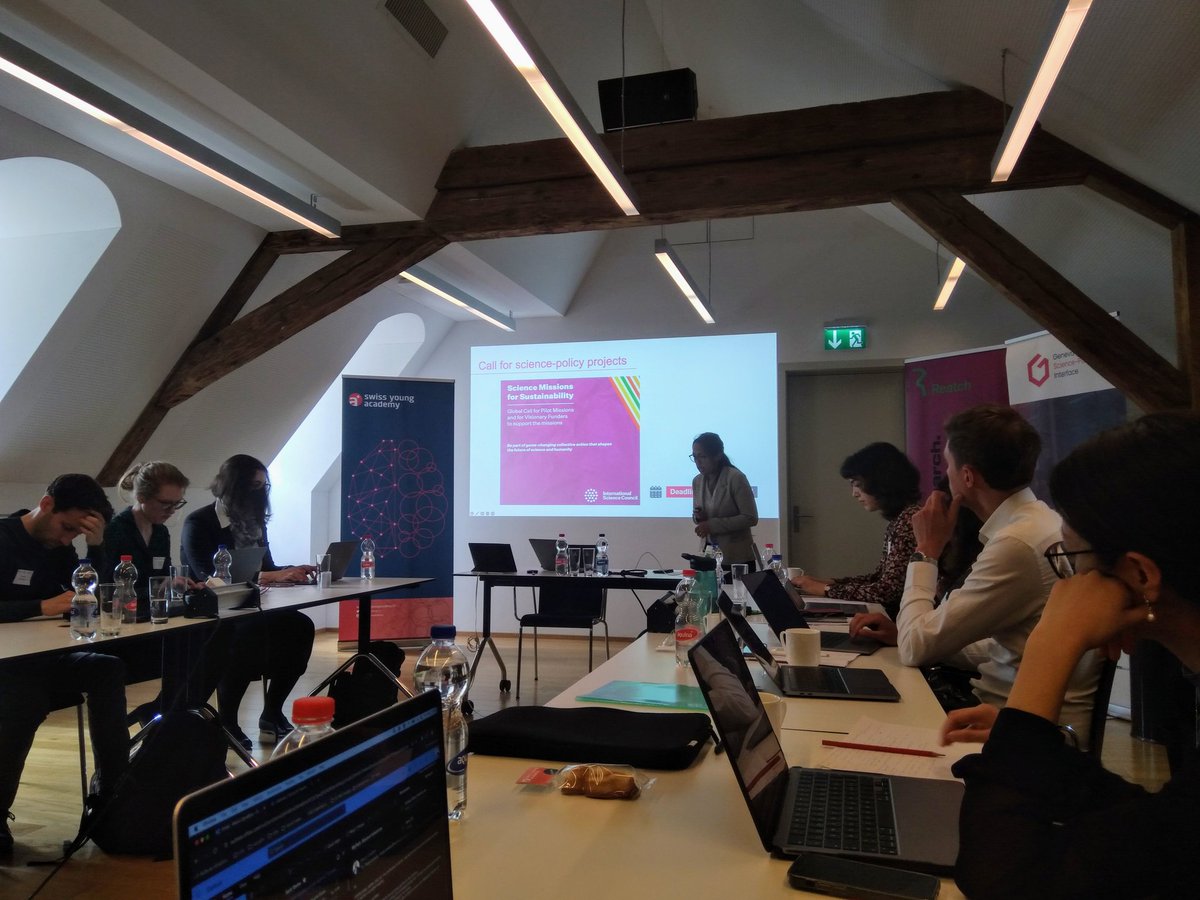 Yesterday's #SYNESPOD workshop on navigating #science_policy_interface was insightful! Connecting with fellow researchers and delving into strategies for impactful engagement in political spheres left me inspired. Many thanks to @youngacademy_ch @GenevaSPI @FranxiniProject