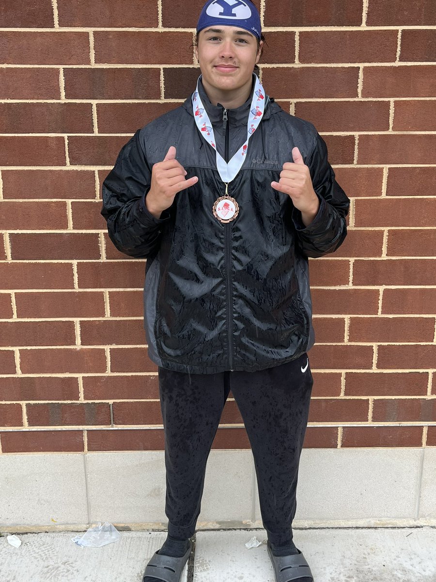 ehtthrowing's tweet image. Freshman Xavier Cocci finished 3rd at the South Jersey Open with a throw of 142’2” in the javelin! #EHTPride