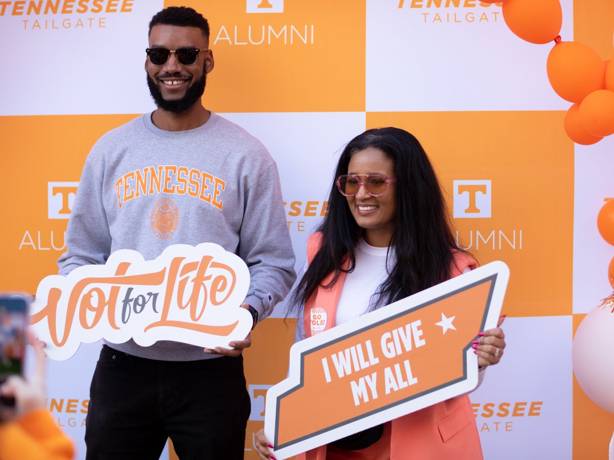 Meet fellow Vols and support Rocky Top by applying to join our Young Alumni Council🎉 To apply🔗 alumni.utk.edu/yacapp/