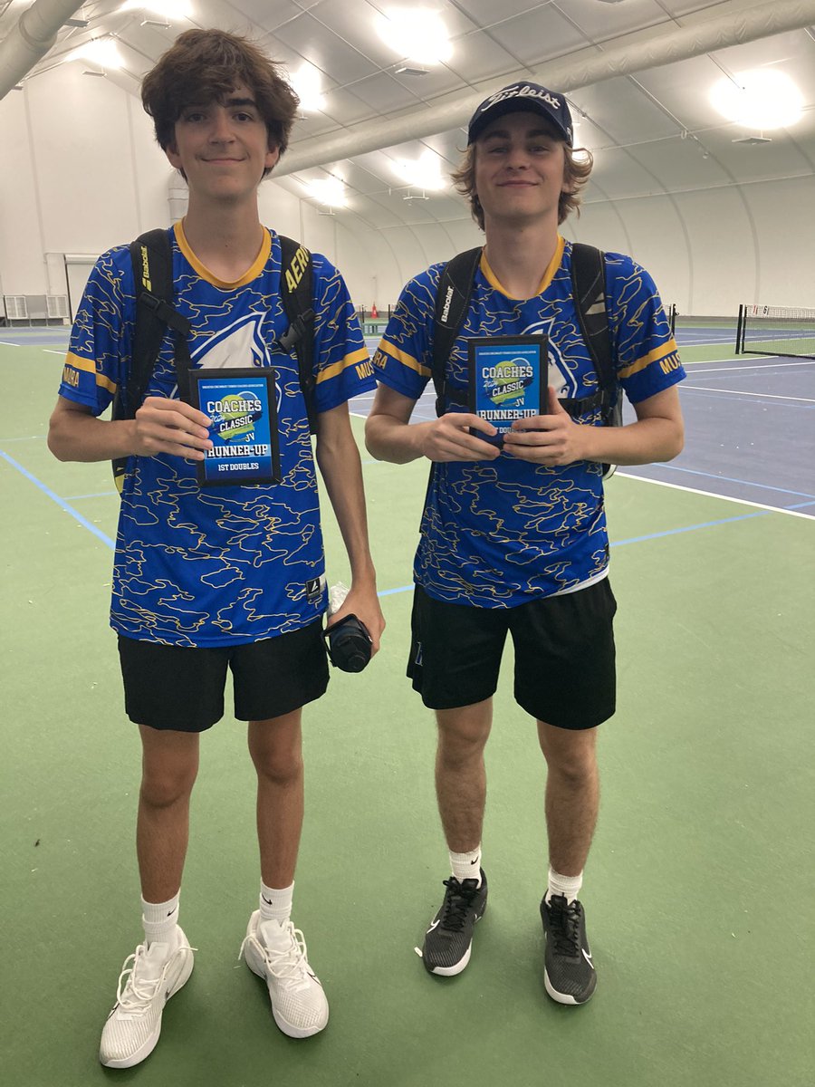 TennisZons's tweet photo. Mustang tennis has a busy week going 2-0! Followed with Jv coaches classic in the 2nd highest flight for Jv. We finished 3rd but had two runners up in So. Simon Hemmerick and Peter Mattson and Fr. Luke Kuester. Stangs turned heads today. Proud of our boys! https://t.co/25Ki1gQGGo