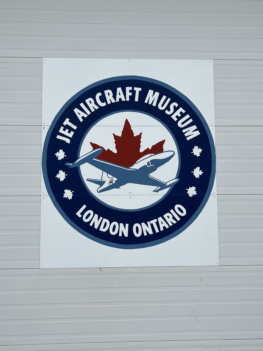 At the Jet Aircraft Museum today, a real gem in London. Today they invited the community to visit and learn more about the one hundred year history of the @RCAF_ARC. Thank you to the organizers for all their work and their invitation. #ldnont